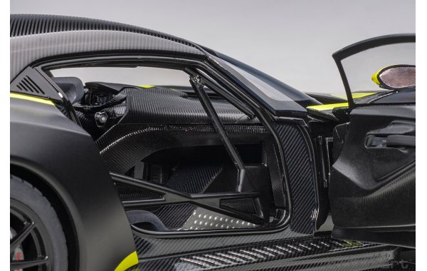 Bild 12 - Aston Martin Vulcan 2015