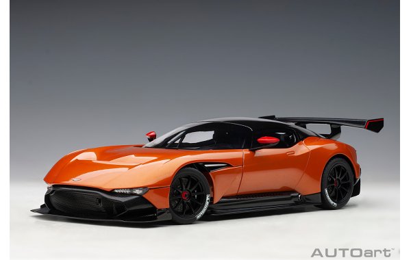 Bild 2 - Aston Martin Vulcan