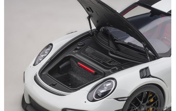 Bild 3 - Porsche 911 GT2 RS Weissach Package 2017
