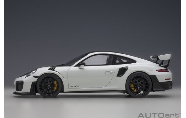Bild 11 - Porsche 911 GT2 RS Weissach Package 2017