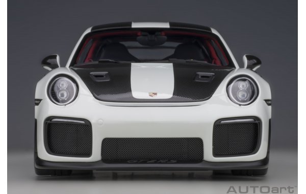 Bild 13 - Porsche 911 GT2 RS Weissach Package 2017