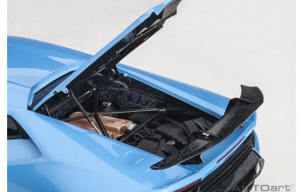 Bild 2 - Lamborghini Huracan Performante 2017