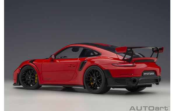 Bild 2 - Porsche 911 (991.2) GT2 RS Weissach Package
