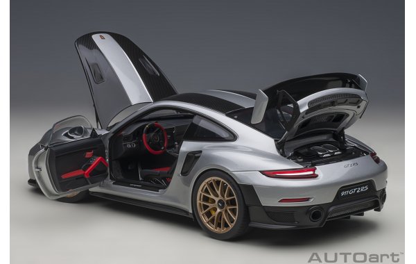 Bild 5 - Porsche 911 GT2 RS Weissach Package 2017