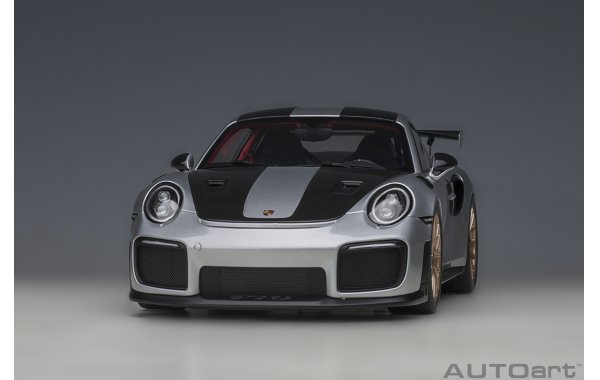 Bild 8 - Porsche 911 GT2 RS Weissach Package 2017