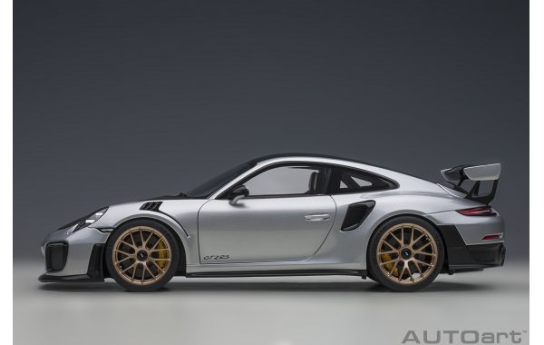 Bild 11 - Porsche 911 GT2 RS Weissach Package 2017