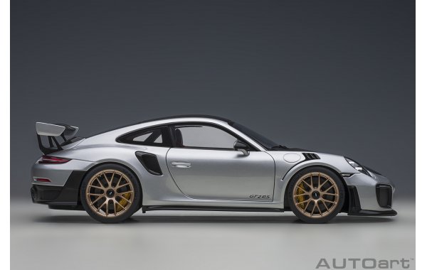 Bild 12 - Porsche 911 GT2 RS Weissach Package 2017