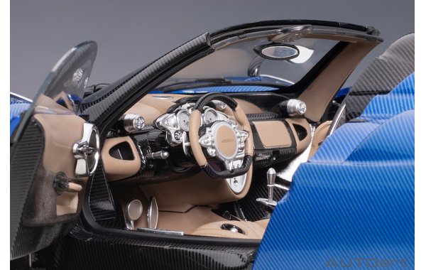 Bild 28 - Pagani Huayra Roadster 2017