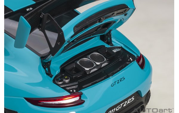 Bild 4 - Porsche 911 GT2 RS Weissach Package 2017