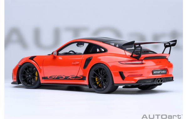 Bild 2 - Porsche 911 (991.2) GT3 RS Weissach Package