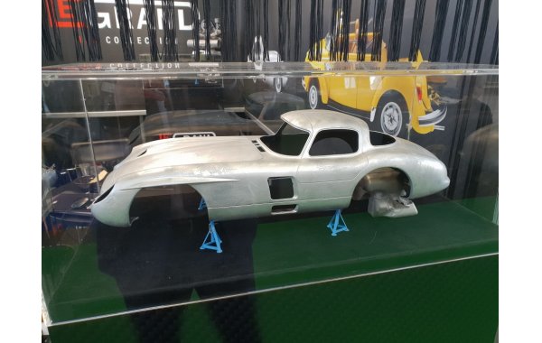 Bild 5 - Mercedes Benz 300 SLR Uhlenhaut coupe