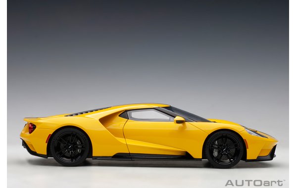 Bild 13 - Ford GT 2017 tripple yellow