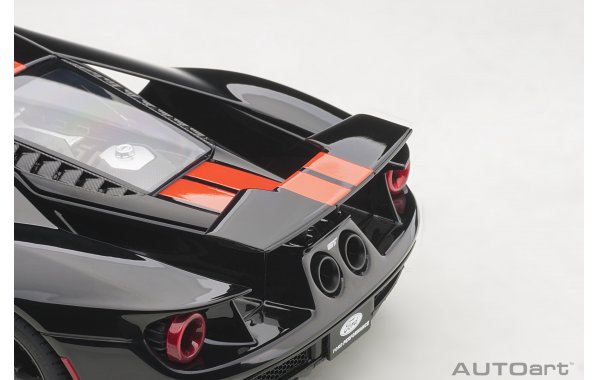 Bild 5 - Ford GT 2017 shadow black