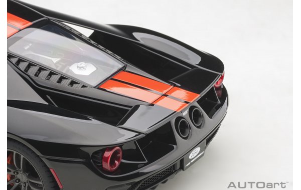 Bild 6 - Ford GT 2017 shadow black