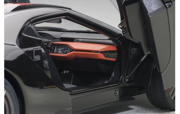 Bild 19 - Ford GT 2017 shadow black