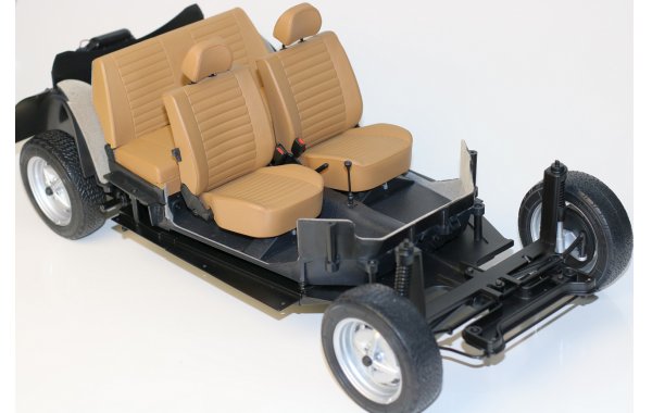 Bild 2 - VW Kfer 1303 Cabrio 1976 Bausatz