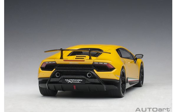 Bild 8 - Lamborghini Huracan Performante 2017