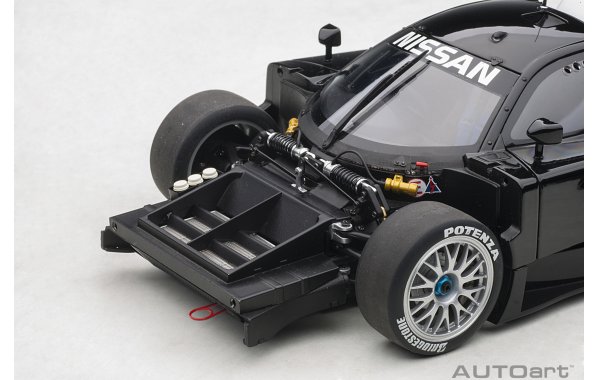 Bild 2 - Nissan R390 GT1 Le Mans 1998