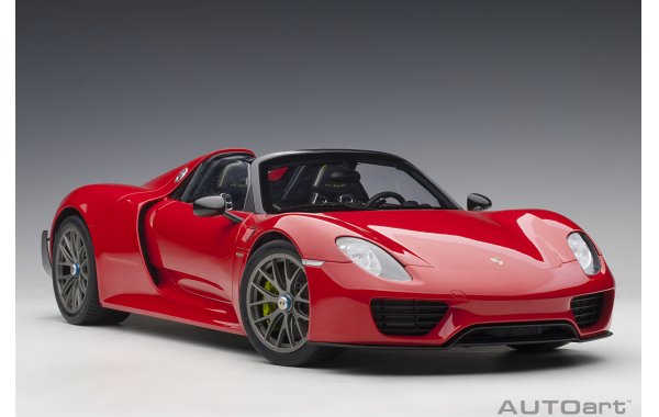Bild 8 - Porsche 918 Spyder Weissach Package 2013