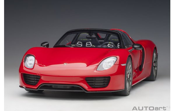 Bild 9 - Porsche 918 Spyder Weissach Package 2013