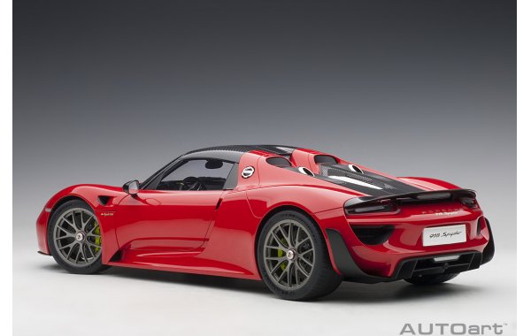 Bild 11 - Porsche 918 Spyder Weissach Package 2013