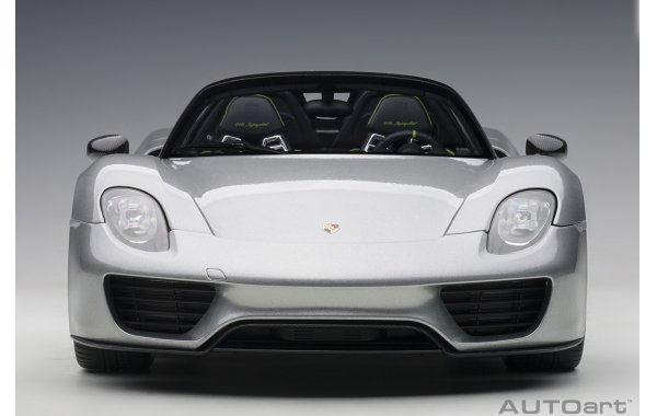 Bild 14 - Porsche 918 Spyder Weissach Package 2013