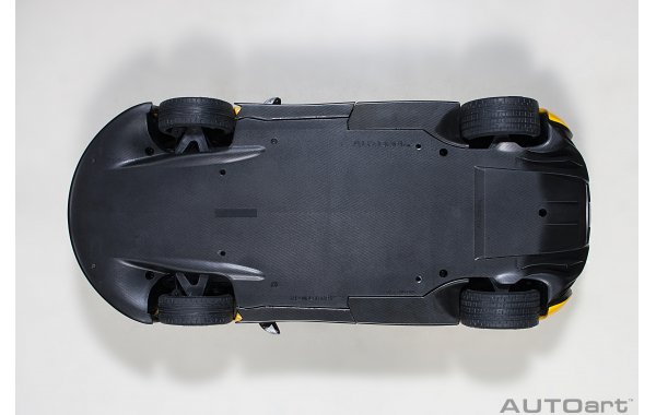 Bild 17 - McLaren P1 2013 Composite Model