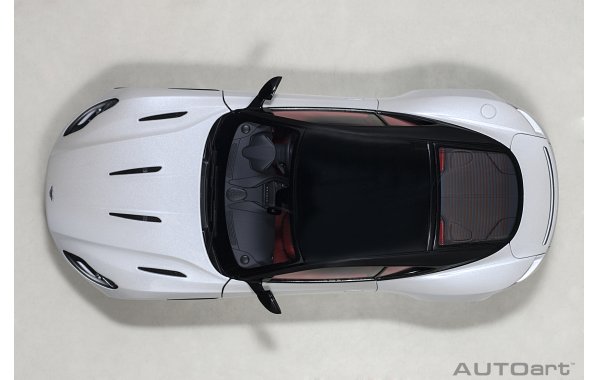 Bild 16 - Aston Martin DB11 morning frost white