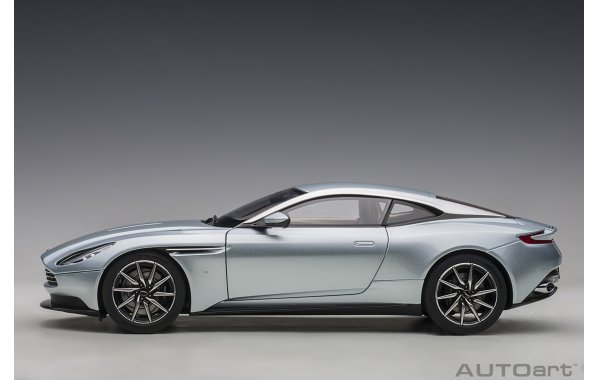 Bild 12 - Aston Martin DB11