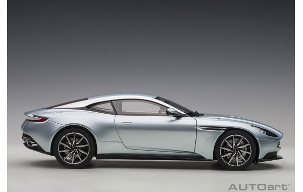 Bild 13 - Aston Martin DB11