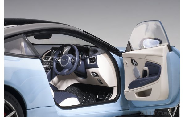 Bild 18 - Aston Martin DB11