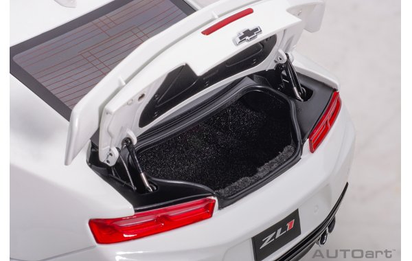 Bild 18 - Chevrolet Camaro ZL1 2017