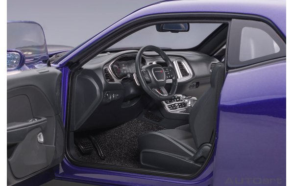 Bild 18 - Dodge Challenger 392 Hemi Scat Pack Shaker