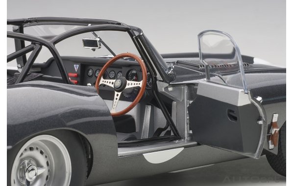 Bild 2 - Jaguar Lightweight E-Type