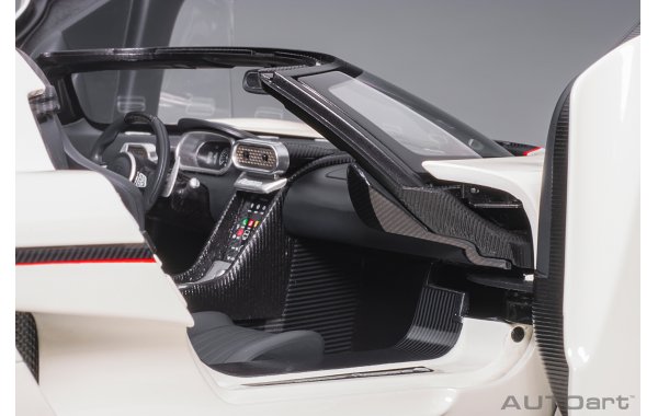 Bild 2 - Koenigsegg Regera 2016