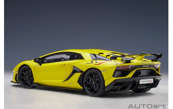 Bild 3 - Lamborghini Aventador SVJ giallo tenerife