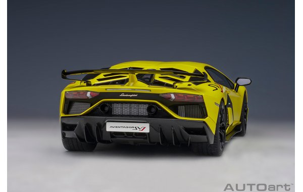 Bild 6 - Lamborghini Aventador SVJ giallo tenerife