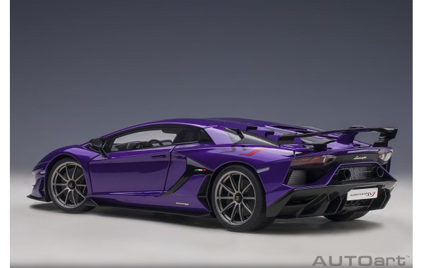 Bild 2 - Lamborghini Aventador SVJ