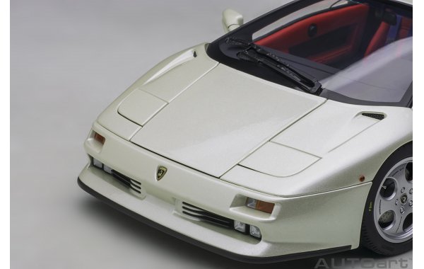 Bild 5 - Lamborghini Diablo SE30 Jota