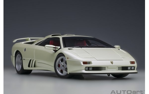 Bild 8 - Lamborghini Diablo SE30 Jota