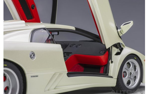 Bild 20 - Lamborghini Diablo SE30 Jota