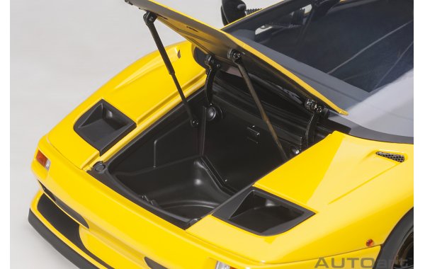 Bild 3 - Lamborghini Diablo SV-R Superfly Yellow