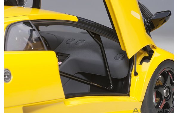 Bild 20 - Lamborghini Diablo SV-R Superfly Yellow