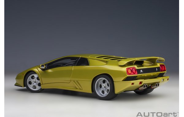 Bild 2 - Lamborghini Diablo SE30 Giallo Spyder