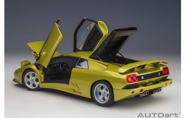 Bild 7 - Lamborghini Diablo SE30 Giallo Spyder