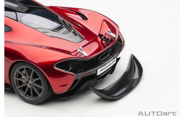 Bild 7 - McLaren P1 2013 volcano red