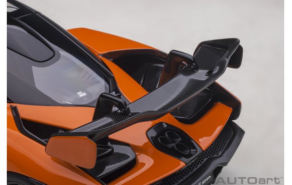 Bild 3 - McLaren Senna Trophy Mira