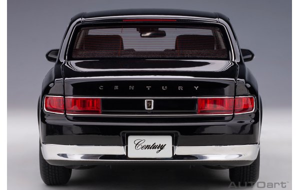 Bild 4 - Toyota Century 2018