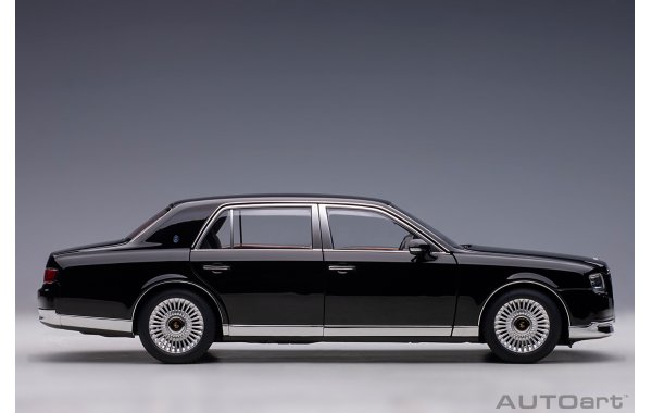 Bild 13 - Toyota Century 2018