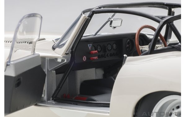 Bild 3 - Jaguar Lightweight E-Type